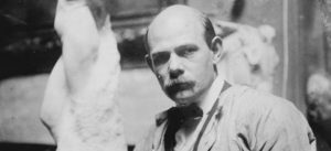 “How did a sculptor with neo-Confederate leanings find a home in a leading liberal salon?”