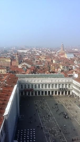 A view of the same scene, with skyline