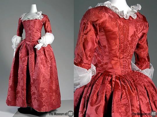 Фото платья из шёлкового серийского дамаста. Музейное описание платья: Robe à l'anglaise, circa 1775, England, Red silk damask. The silhouette of this dress is enhanced by the fabric's rich color and vibrant pattern - a sumptuous display of fruit and flowers. The fabric was designed by Anna Maria Garthwaite, an important English textile designer and the only woman known to have worked in Spitalfields, a silk-weaving center in London. Via Museum at FIT.