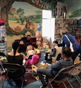 Vroman's Bookstore Mr Steve reading to kids on a Wednesday morning (Photo: Kwei Quartey)