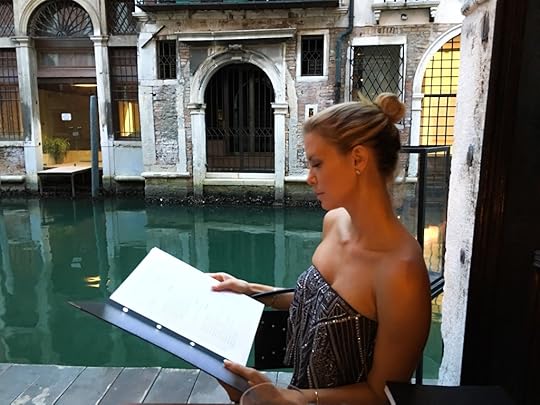 nikki-sharp-venice-italy