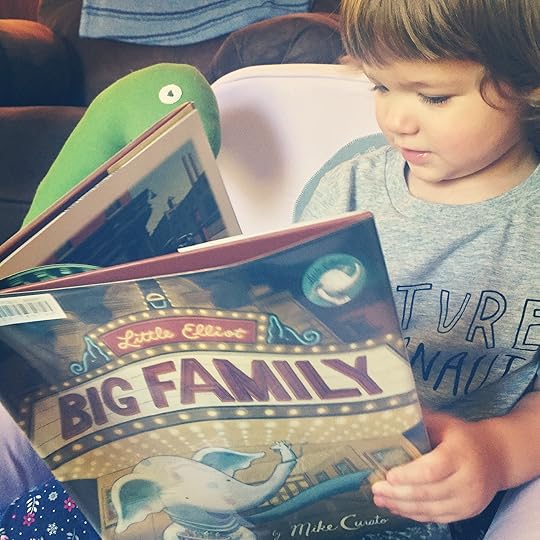https://thebabybookwormblog.wordpress.com/2017/06/07/little-elliot-big-family-mike-curato/