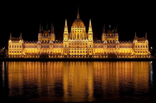 King's Palace. The Rock photo budapest-77610_1920.jpg