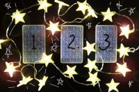 Free 3 Card Tarot Reading – Instant advice with Michele
