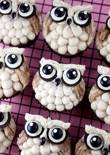 Big Eyed Owl Cupcakes