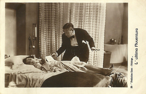 Diomira Jacobini and Armando Falconi in L'ultima avventura (1932)