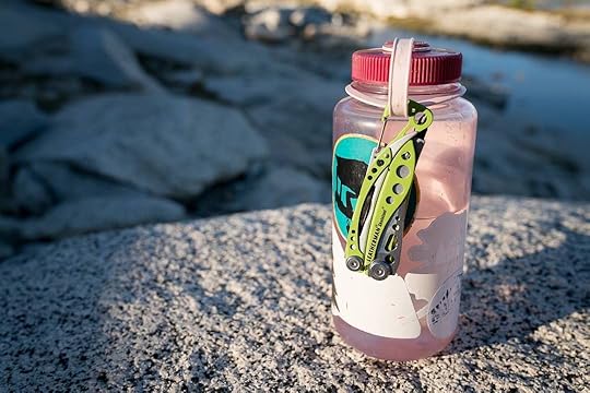 Skeletool leatherman knife holiday gift