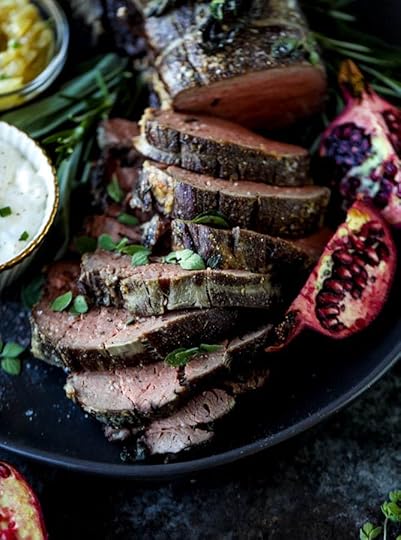 herb and butter roasted beef tenderloin I howsweeteats.com #beef #tenderloin #christmas #holidays #filet