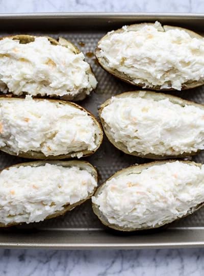 greek yogurt twice baked potatoes I howsweeteats.com #potatoes #twicebaked #sidedish #christmas #holiday