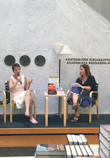 Aasi alainen äiti poika katsella porno