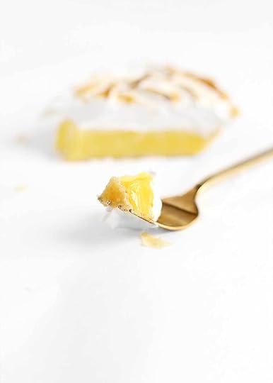 Lemon Meringue Pie made with an easy 7 minute meringue by The Fauxmartha