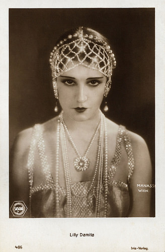 Lily Damita in Das Spielzeug von Paris (1925)
