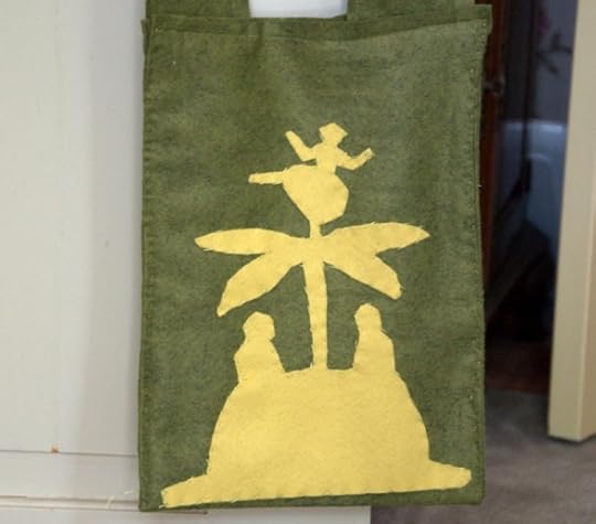 Creating a Hans Christian Andersen-inspired Storyteller’s Bag