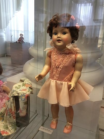 Speaking of feats of strength, this Soviet-era doll currently on display at the Novosibirsk Regional Museum seems to have followed Barry Bonds' diet a little too closely.