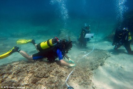 Underwater Neapolis.jpg