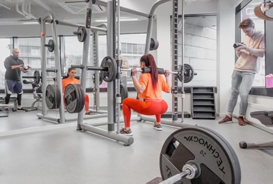 merilin-taimre-paljas-porgand-fitness-trenn-blogi-lihasmass-skinny-fat-kaalu-tõstmine-jõusaal