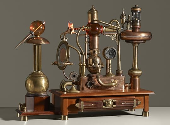 "Reddington’s Phonelescope". Псевдо-машина в стиле стимпанк дизайнера Бартона Сирса (film editor and Savannah College of Art and Design (SCAD) professor Burton J. Sears) [4]