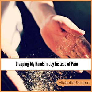 Clapping my hands for joy instead of pain, osteoarthritis, hand injuries, Zumba, hand injury recovery, health clubs, new year of exercise