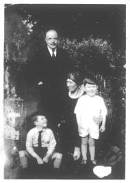 Jimmy Hanson, Oswald Chambers, Mrs. Oswald Chambers, Bible Training College, BTC regular, YMCA, WWI, Old Mahogany Bar, missionary