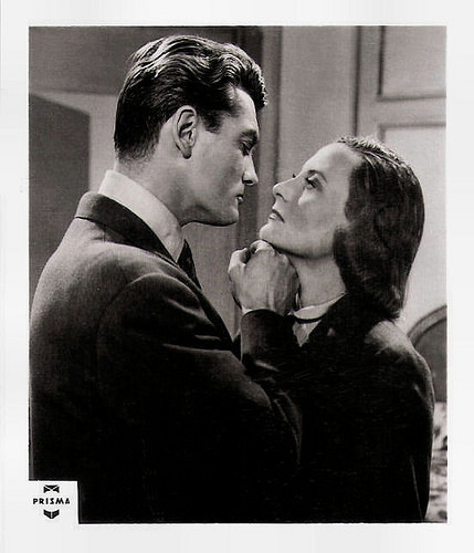 Michèle Morgan and Jean Marais in Aux yeux du souvenir (1948)