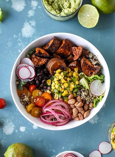 chipotle caramel sweet potato burrito bowls I howsweeteats.com #burritobowls #vegetarian #quinoa #sweetpotatoes 