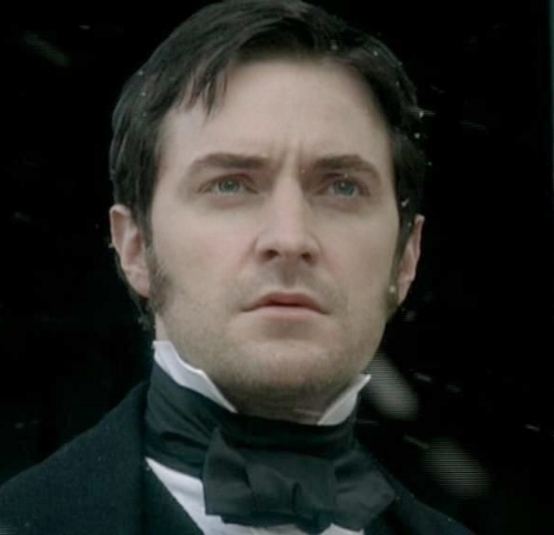 Margaret may not have looked back, but we couldn't stop staring at this forlorn face. (Richard Armitage as the BBC's John Thornton in North and South)