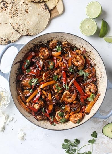 adobo shrimp fajitas I howsweeteats.com #shrimp #fajitas #tacos