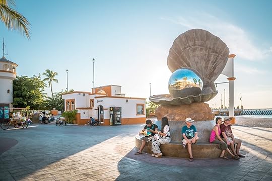 People hanging out in La Paz
