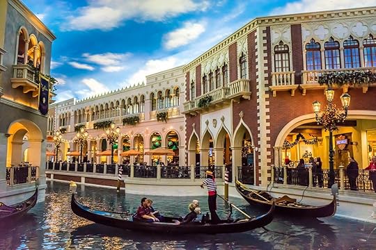 Visit Las vegas in your 30s