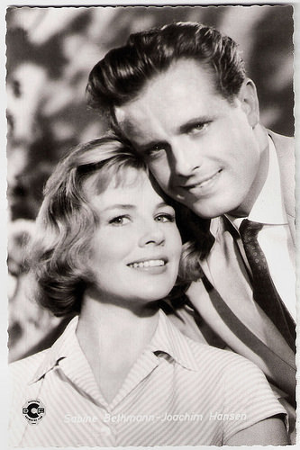 Sabine Bethmann and Joachim Hansen in Morgen wirst du um mich weinen (1959)