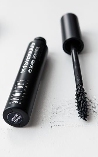 merilin-taimre-paljas-porgand-akne-armid-mineraal-kosmeetika-puuder-sampure-looduslik-naturaalne-taskukohane-pure-cosmetics-akne-nägu-vistrik-punn-punetav-nahk--blogi-ilu