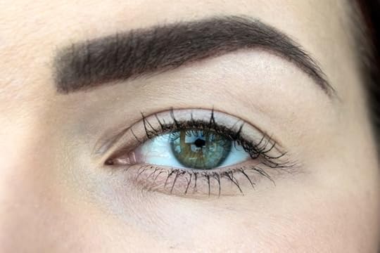 merilin-taimre-paljas-porgand-akne-armid-mineraal-kosmeetika-puuder-sampure-looduslik-naturaalne-taskukohane-pure-cosmetics-akne-nägu-vistrik-punn-punetav-nahk--blogi-ilu