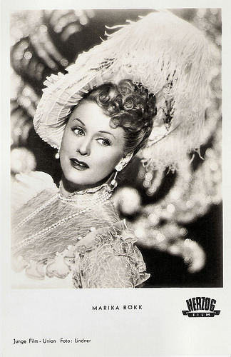 Marika Rökk in Die Casardasfürstin (1951)
