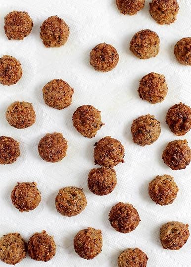 Vegetarian Swedish Meatballs from The Fauxmartha