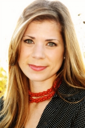  Sarah McCoy 