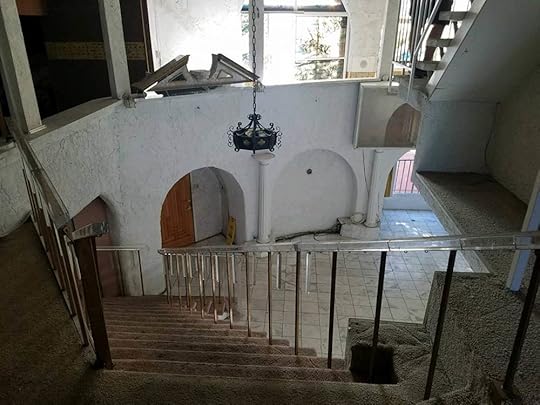 liberace staircase