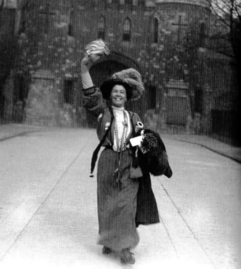  Image originally found via Old London (@GreatestCapital) on Twitter . 