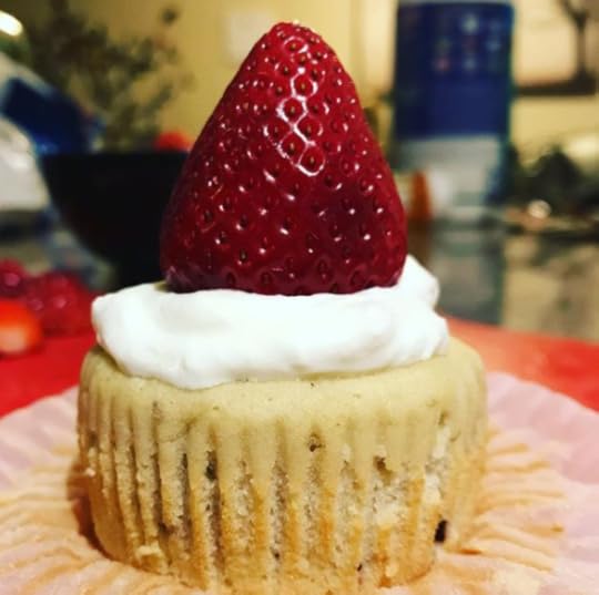 Fresh Strawberry Cupcakes