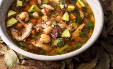 caldo tlalpeno receta