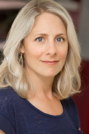  Elise Hooper 