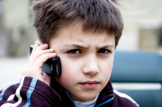 Child-with-Phone