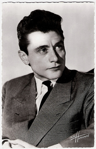 Robert Lamoureux