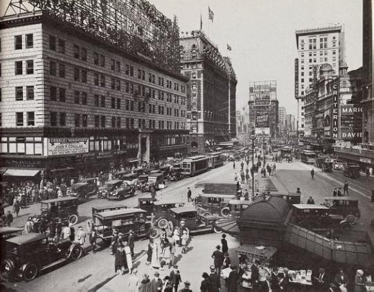  Another shot of the hotel, and the sign to the left. 