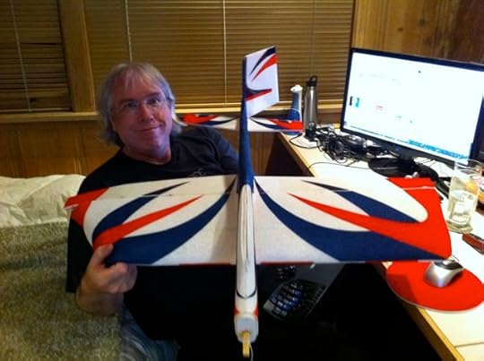 Cynbe bends a wingtip of the U-Can-Do EP