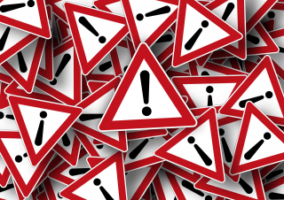 Road-sign-663368_1920