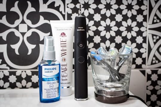 merilin-taimre-paljas-porgand-blogi-tervis-hambad-hambaarst-sanare-hambakliinik-hammas-32-sonicare-philips-tarkusehambad-näo-lõualuu-kirurgia-valgendamine-sooda-pärli-pesu