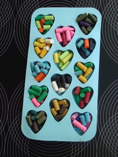 How to make recycled crayon hearts. #kidscrafts #crayon #recycle #summercamp #multicolor