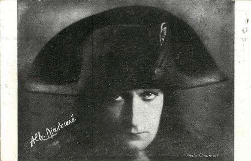 Albert Dieudonné as Napoléon