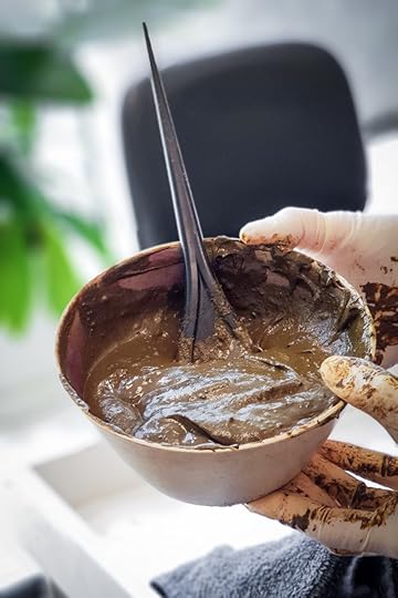 merilin-taimre-paljas-porgand-waku-organics-radico-hair-taimne-vegan-looduslik-puhas-juukse-värv-värvimine-juusteakadeemia-juuksur-kahjustatud-terved-puhas
