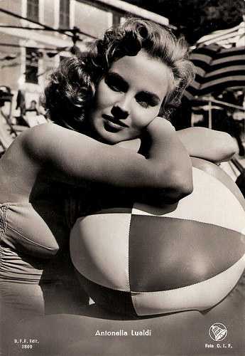Antonella Lualdi